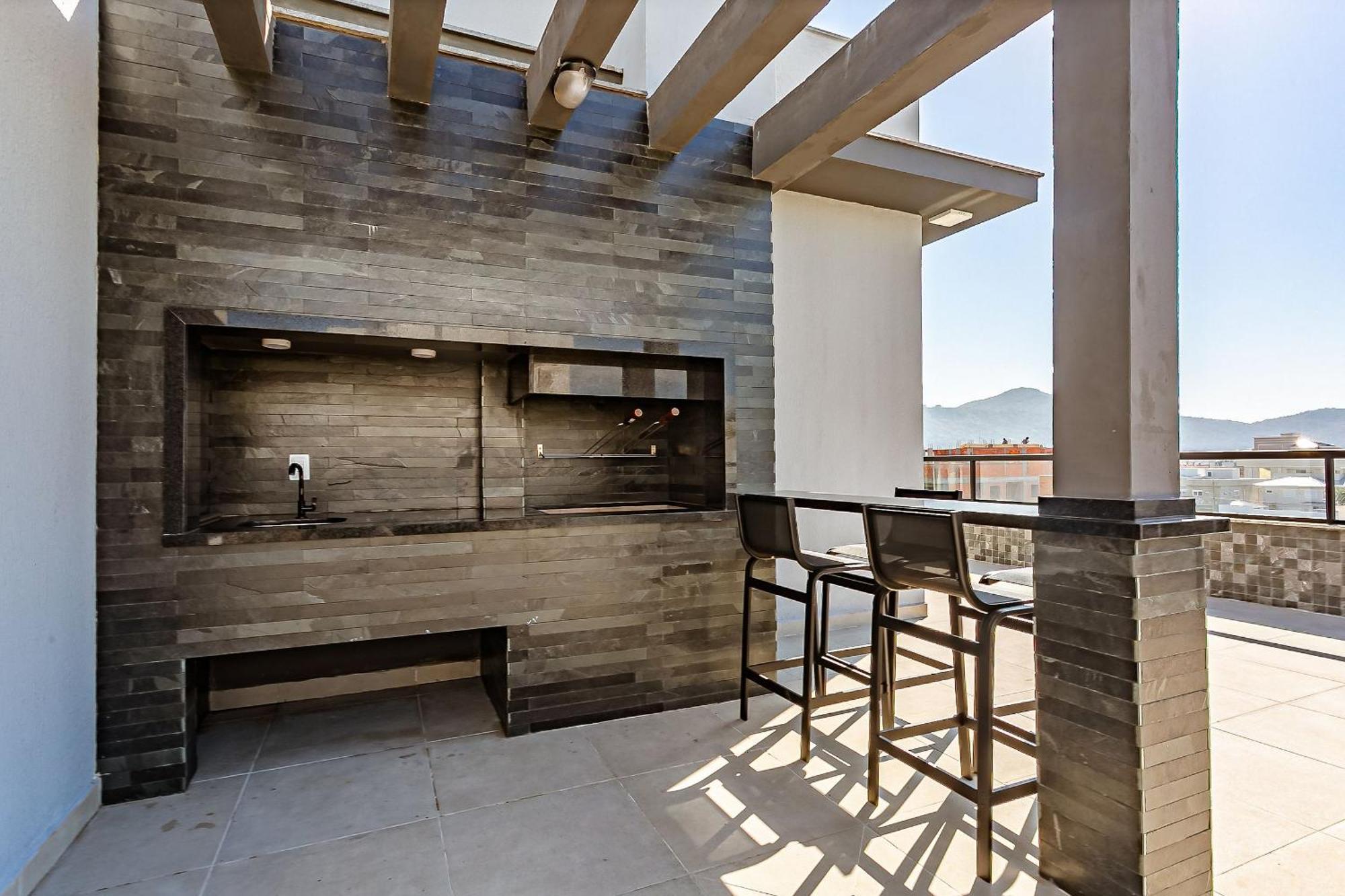 Novo Bem Localizado A 750m Da Sti209 Apartamento